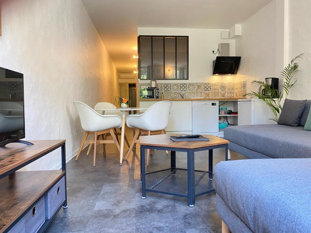 Boutique Hotel Un Appart En Ville บาย็อนน์ ภายนอก รูปภาพ